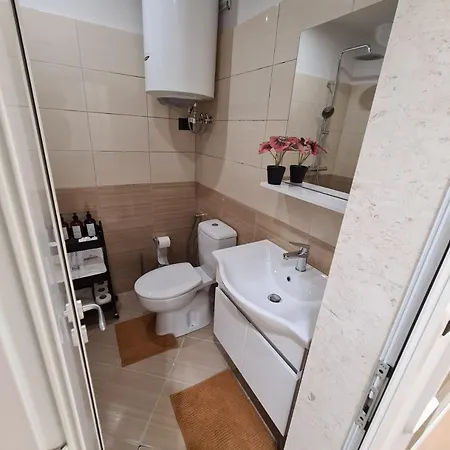 Alesia Hospitality Apartman *